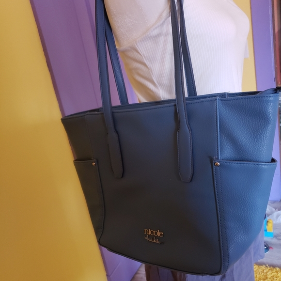 Handbag - Picture 5 of 7